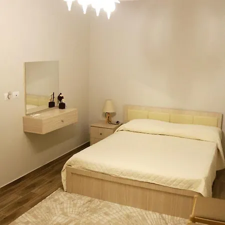 New Bazaar Arben's 公寓